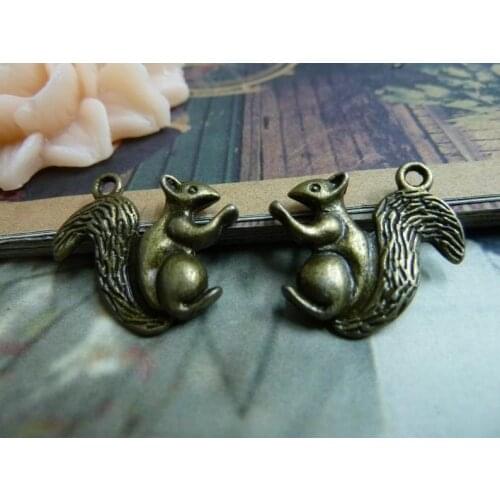 Diy accessories vintage handmade materials ancient bronze squirrel c1790 22* 22mm