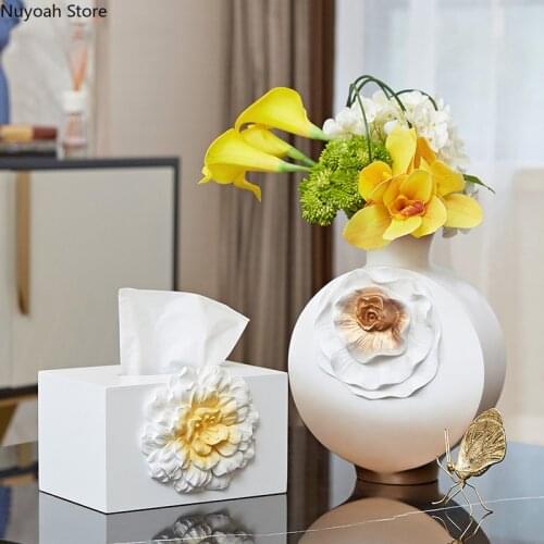 Creative Vase Modern Minimalist Craftsmanship Carved Tissue Box Living Room Flower Arrangement Vase Home Decoration Accessories
