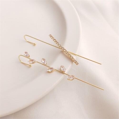 FIRST SHOW Piercing Earrings