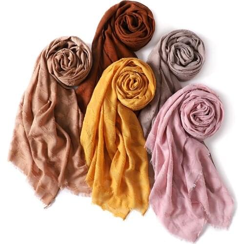 2021 Women Scarf Fashion Autumn Winter Solid Shawls Wraps Tassel Lady Bandana Female Hijab Winter Long Foulard Head Scarves