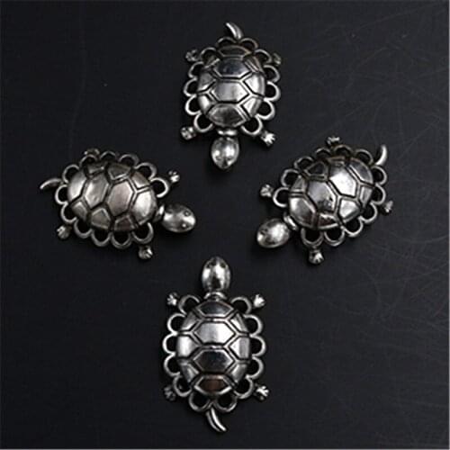 WKOUD 4pcs Silver Plated 3D turtle charm pendants fashion necklace bracelet DIY metal jewelry display A1368