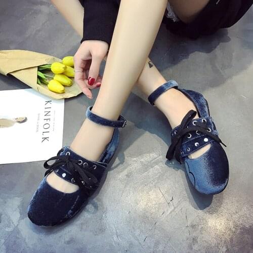 2020 New Women Flat Shoes Ballet Flats Shoes Female Round Toe Shallow Buckle Strap Comfort Ladies Footwear Sweet loafers U15-32