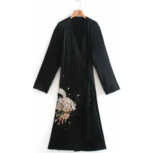 Long black kimono shirt fashion embroidery kimono cardigan blouse womne open blouse