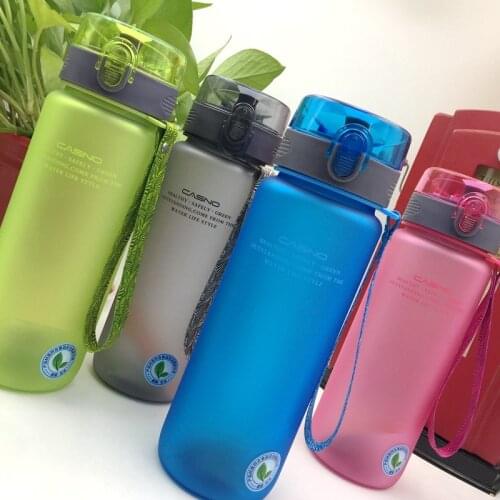 560ML Transparent Outdoor Portable Water Bottle School Children Sports Drinkware with Lid Plastic Creative and Simple Tea Pot