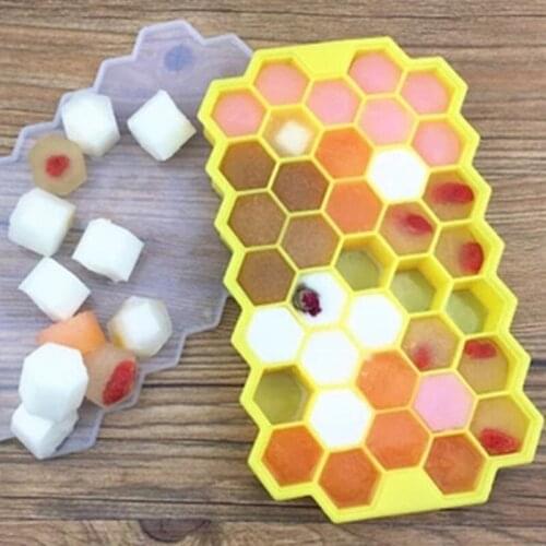 37 Cavity Ice Cube Tray Honeycomb Ice Cube Mold Food Grade Flexible Silicone Ice Molds for Whiskey Cocktail with Removable Lids