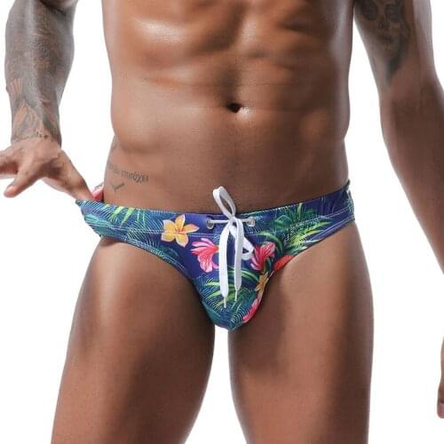 New Low Waist Sexy Men Swimwear Men Waterproof Swimsuit Swimming Trunks Men Print Swim Briefs Beach Shorts Gay Bikini Sunga