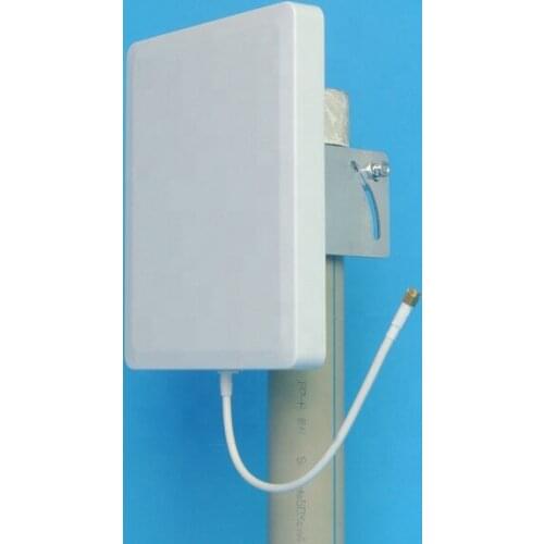 2300-2700GHz 14dBi Directional Panel Antenna high gain 4G LTE flat panell antenna