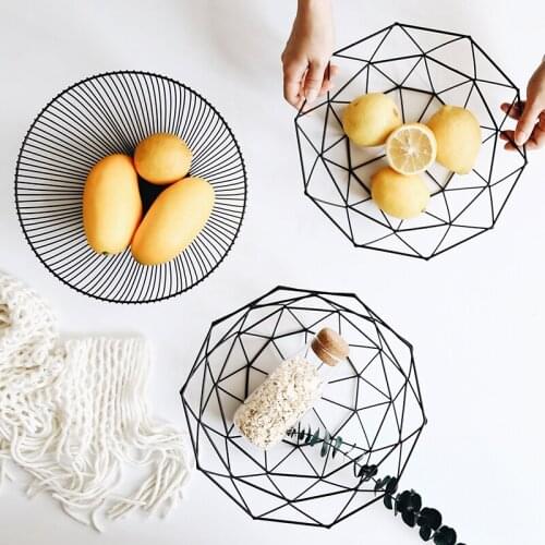 Nordic geometric iron fruit basket modern simple fashion household desktop handmade storage basket sundries storage basket