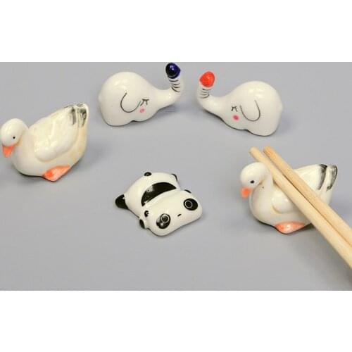 Daily ceramic tableware Fashion creative zakka groceries Sakura chopstick rest Home decoration cat chopsticks