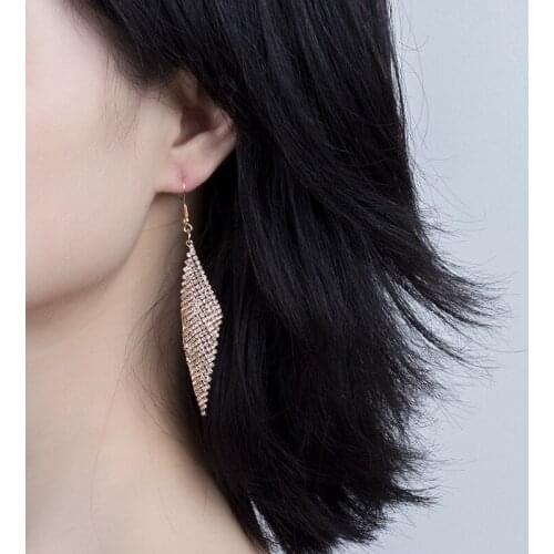 Rhombus Geometric Drop Earrings for women Claw Chain Rhinestone Tassel Dangle Earrings Wedding Party Fashion Jewelry