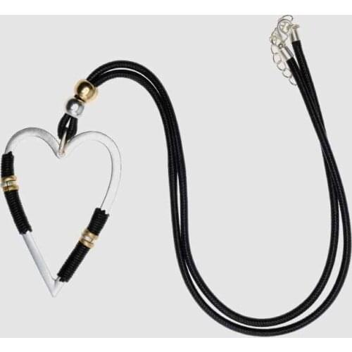 Amorita boutique Heart-shaped pendant cord necklaces