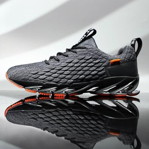 2020 New Mens Shoes Designer Sneakers Men Flying Woven Trend Damping Mesh Casual Shoes Blade Trainer Male Shoes Tenis Feminino