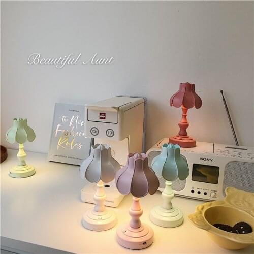Ins Retro Multicolor Lotus Leaf Night Light Student Dormitory Desk Lamp Table Bedroom Decoration Lampara De Noche Dormitorio