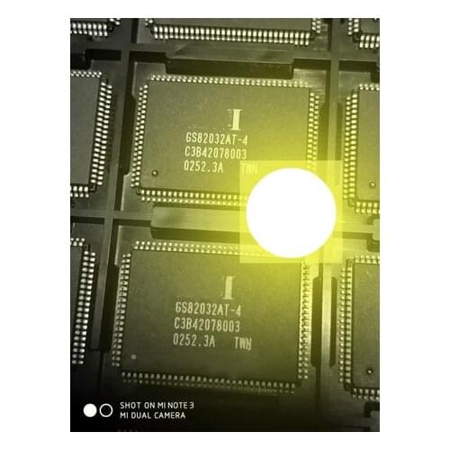 1PCS New GS82032AT GS82032AT-4 GS82032AT-5 GS82032T-5 GS82032AT-6 QFP-100