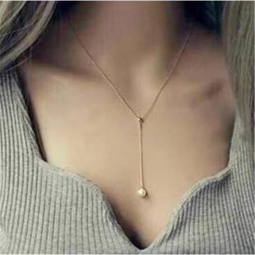 2020 New Fashion Hot Sale Gold Color Charm Jewelry Small Sequins Simulated Pearl Necklaces for Women Clavicle