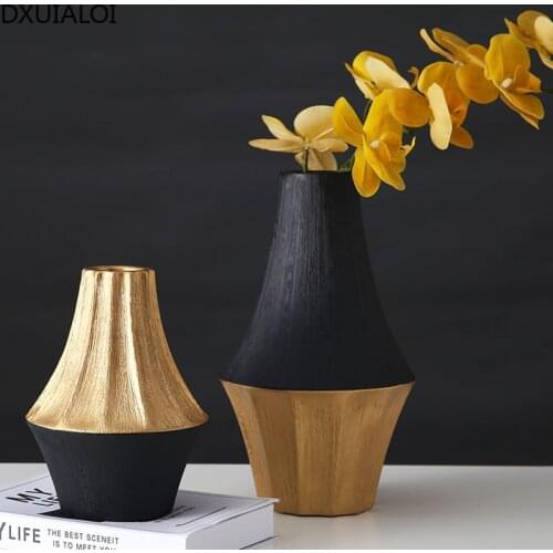 Home Decoration Hand-Drawn Ceramic Vase Black Gold Flower Arrangement Flower Creative TV Cabinet Wine Cabinet Decoration