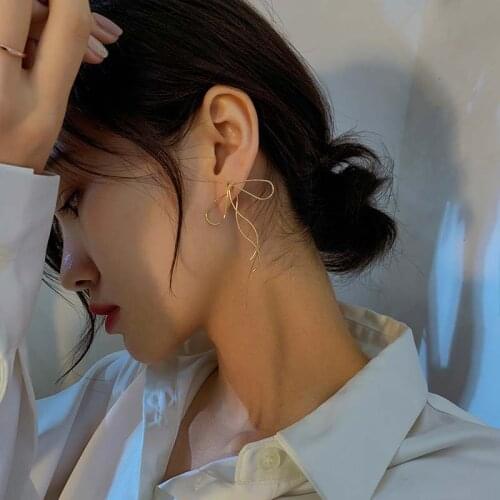2020 Korean New Fashion Design Line Bow Earrings Female Elegant Temperament Light Luxury Simple Earrings Jewelry Gifts