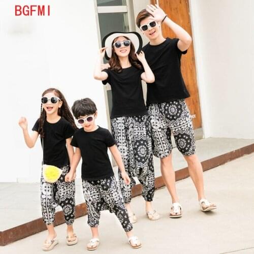 Parent-child outfit Mother father child T-shirt + cotton and linen skirt pants 2Pcs set Summer Family fitted parentage clothes