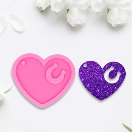Keychain Epoxy Resin Mold Shiny Glossy Heart and Horseshoe Keyring Pendant Casting Silicone Mould DIY Crafts Decorations