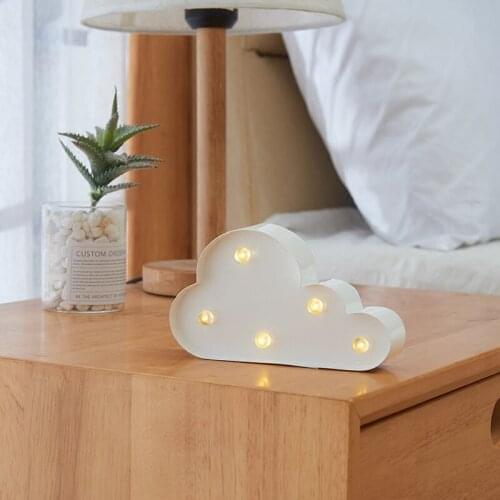 Birthday gift for girls with a burst of heart, small fresh gift gadgets for ins super hot girls net red soul