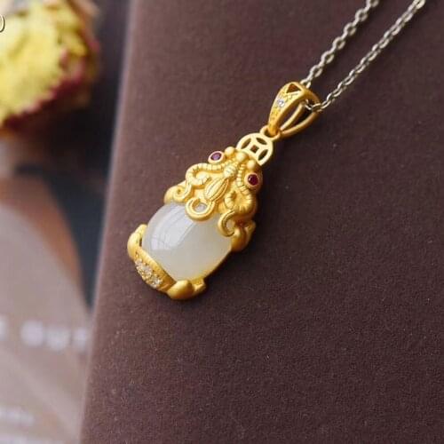 Dainty Luck Necklace Vintage A Mythical Animal Golden Pendant With Natural Stone Jewelry For Women Wedding Anniversary Gift