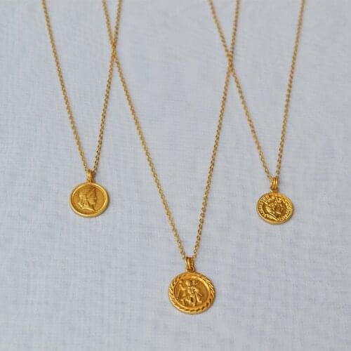 Vintage Gold Color Round Coin Necklaces & Pendants For Women Simple Portrait Dollar Charm Necklace Dainty Layering Gifts