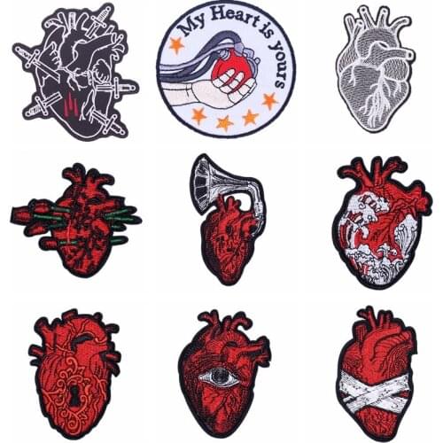 Iron Patches DIY Punk Heart Patches Stripe Badges Embroidery For Clothing Applique Red Heart Stripes Stickers On Garment Decor