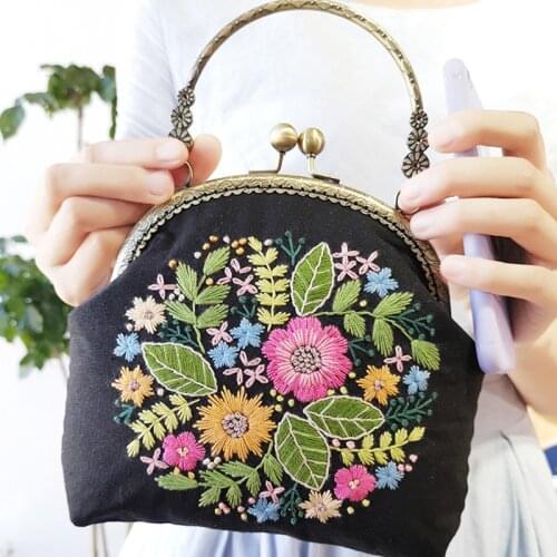 Portable DIY Embroidery Kit Flower Bag Purse Handbag Cross Stitch Kit for Beginner Needlework Sewing Art Craft Friend Gifts