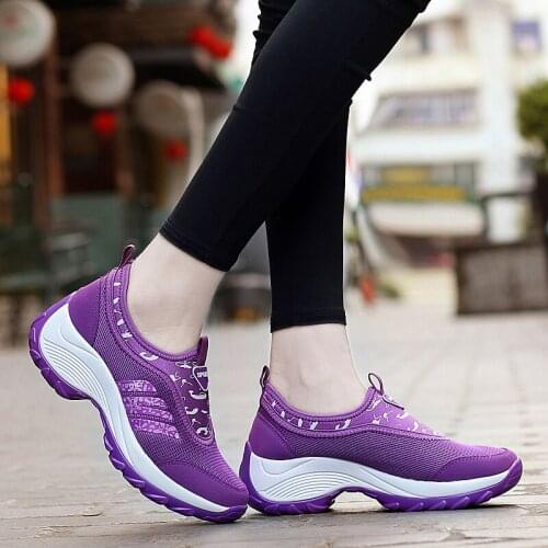 Women Fashion Sneakers 2018 Slip On Shoes For Women Platform Vulcanized Shoes Canvas Chaussure Femme Zapatillas Casual Mujer