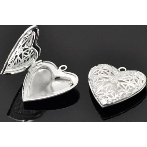 DoreenBeads Silver color Heart Shape Picture/Photo Frame Locket Pendants 26x26mm(Fit 18.7x13.7mm),sold per pack of 10