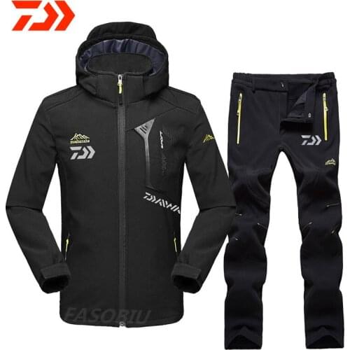 2021 Daiwa Autumn New Outdoor Fishing Clothing Soft Case Winter Hiking Fhshing Suit Mens Hooded Windproof Pants Fishing Jacket
