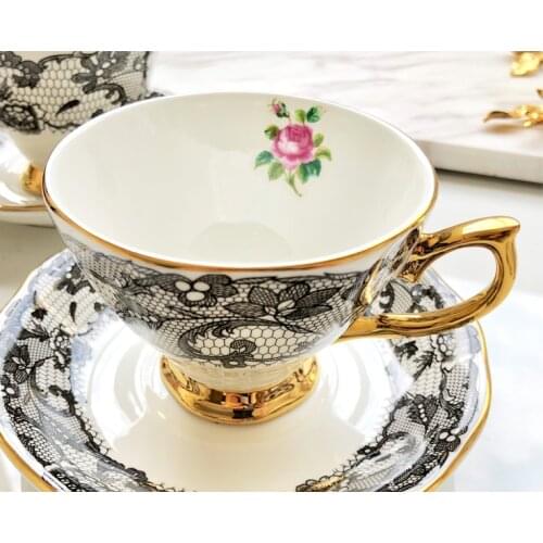 English Afternoon Coffee Cup Tea Bone China Dish Ceramic Dessert Western Gold Luxury Tazas Para Cafe Cup and Saucer Set AA60BD