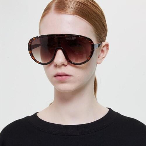 Minakolife Fashion Oversized Pilot Sunglasses Women UV400 Retro Brand Designer Big Frame Sun Glasses For Female Ladies Eyewear