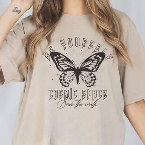 Celestial Butterfly Vintage Aesthetic Tshirt Women Boho Style Short Sleeve Oversized T-Shirt Cute Graphic Tees Witch Shirt Tops