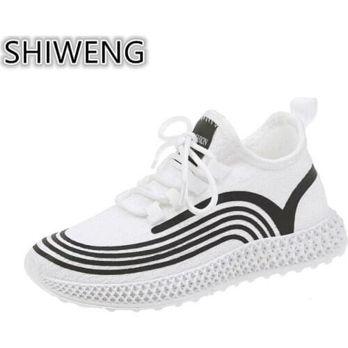 Spring new reflective color flying weaver shoes fashion breathable casual shoes soft soles comfortable non-slip sneakers