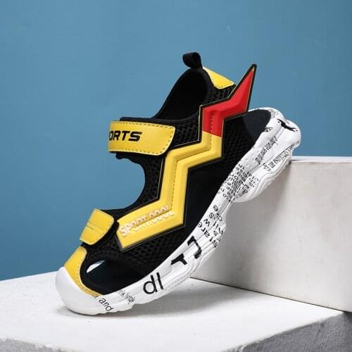 Kids Sandals Summer Non Slip Beach Sneakers Breathable Lightweight Shoes for Boys Fashion High Quality Walking Shoes Children