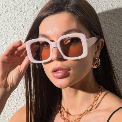 New Oversized Square Sunglasses Vintage Designer Women Fashion Sun Glasses Green Pink Shades UV400 Luxury Brand Female Oculos