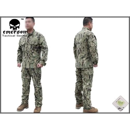 Free shipping EmersonGear NWU Type III AOR2 Uniform Suits EM6892 NEW COLOR