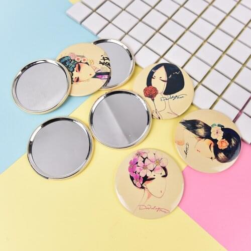 CSHOU17 Mirrors Espelho De Maquiagem Espejos De Bolsillo Cute Girl Mini Pocket Makeup Mirror Cosmetic Compact Random Color
