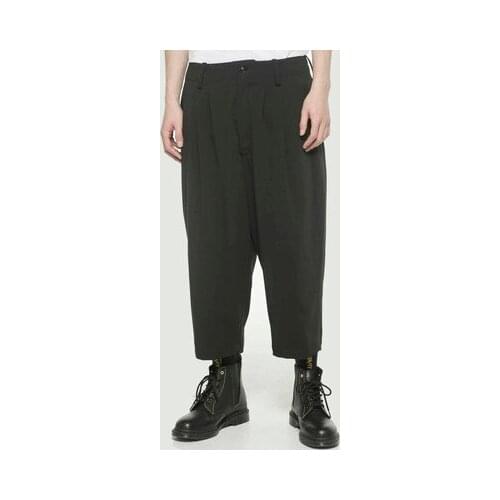 The New Yamamoto style, summer tapered, quarter pant, modern, lightweight slacks