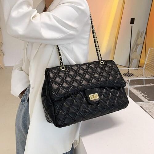 2022 New PU Leather Womens Designer Handbag Lattice Large Underarm bag Luxury brand High capacity Shoulder Messenger Bag Travel