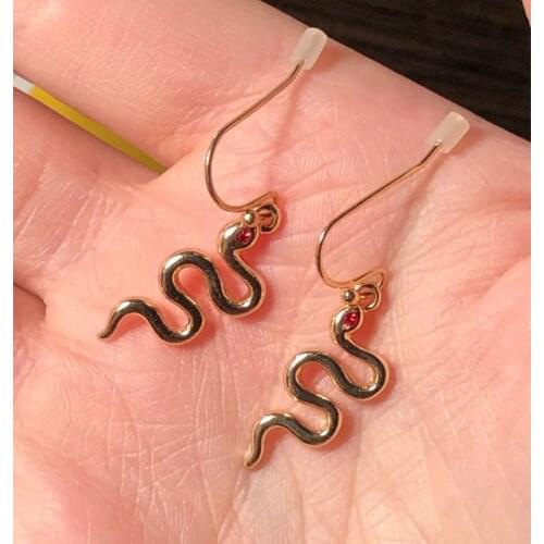 New Super Cute Red Eye Plain Snake Drop Earrings For Women Feminist Wild Lovely Cute High Quality Jewelry Accessory
