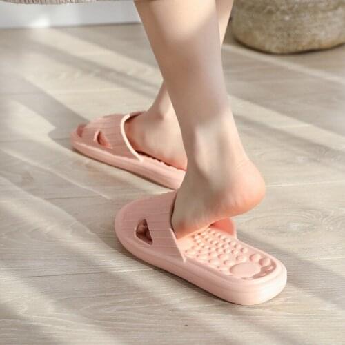 Home Slipper Female Indoor Non-Slip Platform Couple Deodorant Massage Bathroom Mens EVA Slipper Massage Slippers Mens Shoes