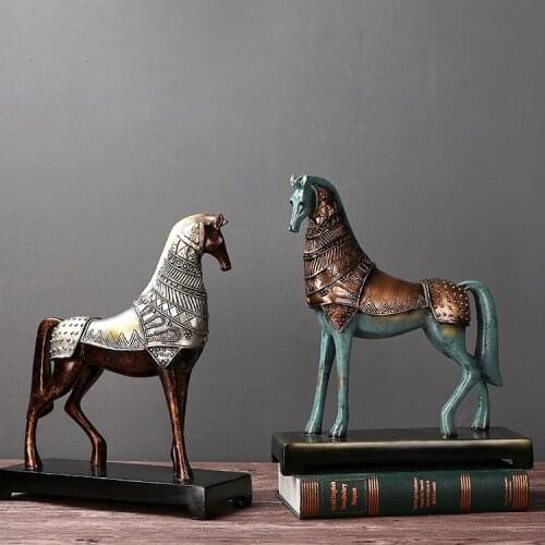 [HHT] Creative European Horse Sculpture Furnishing Retro Armor Horses Statue Resin Art&Craft Home Decoration for Living Room