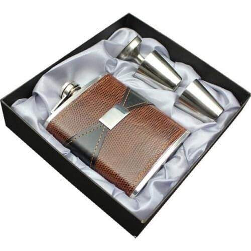 2018 BPA FREE 7oz whisky liquor Flagon Stainless steel 304 alcohol hip flask set with vodka cup black gift box set