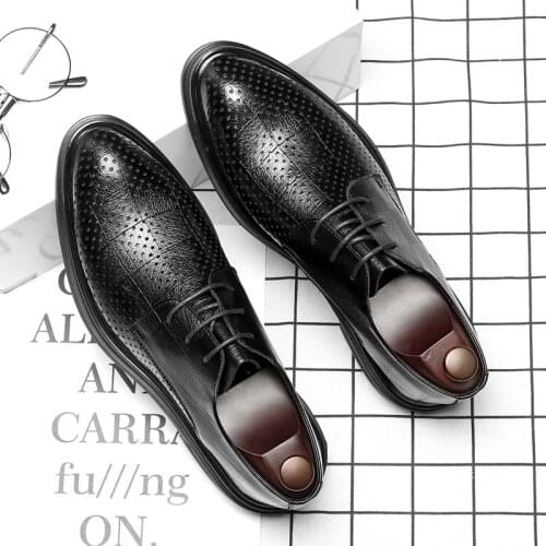 New Design Men Breathable Dress Shoes Man Flat Classic Hollow Geometric Pattern Soft Leather Formal Oxford Shoes For Men