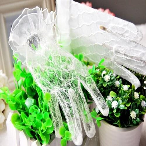 1-8T New Fashion Girls Gloves Kids White Lace Hollowed-out Layered Wedding and Party Gloves Formal Clothes