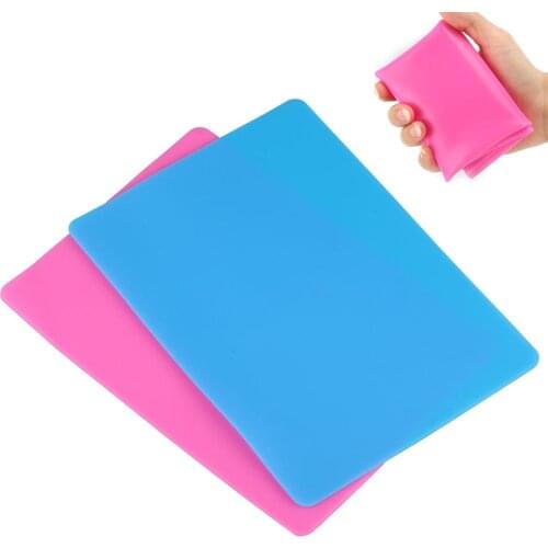 2Pcs DIY Jewelry Making Anti-dirty Desktop Mat for Crafts Jewelry Casting Moulds Mat Multi-Purpose Silicone Placemat