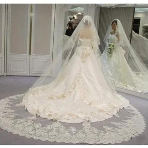 3 M Two Layer White&Ivory Sequins Lace Edge Cathedral Wedding Long Veils Beautiful Bridal Blush Veil With Comb