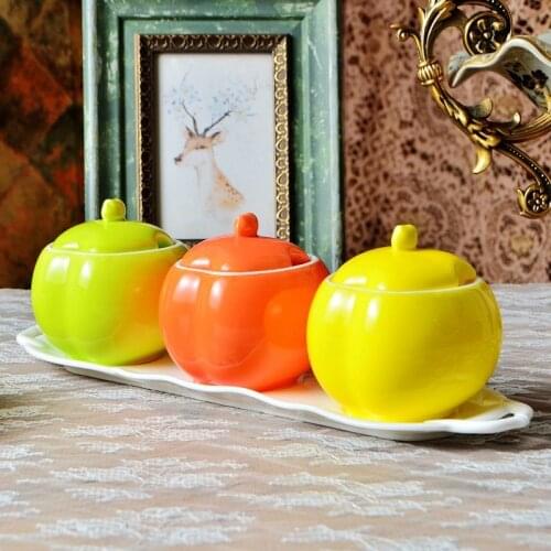 Ceramic Creative Seasoning Bottle Salt Seasoning Bottle Three Piece Little Apple Spice Seasoning Pot Set